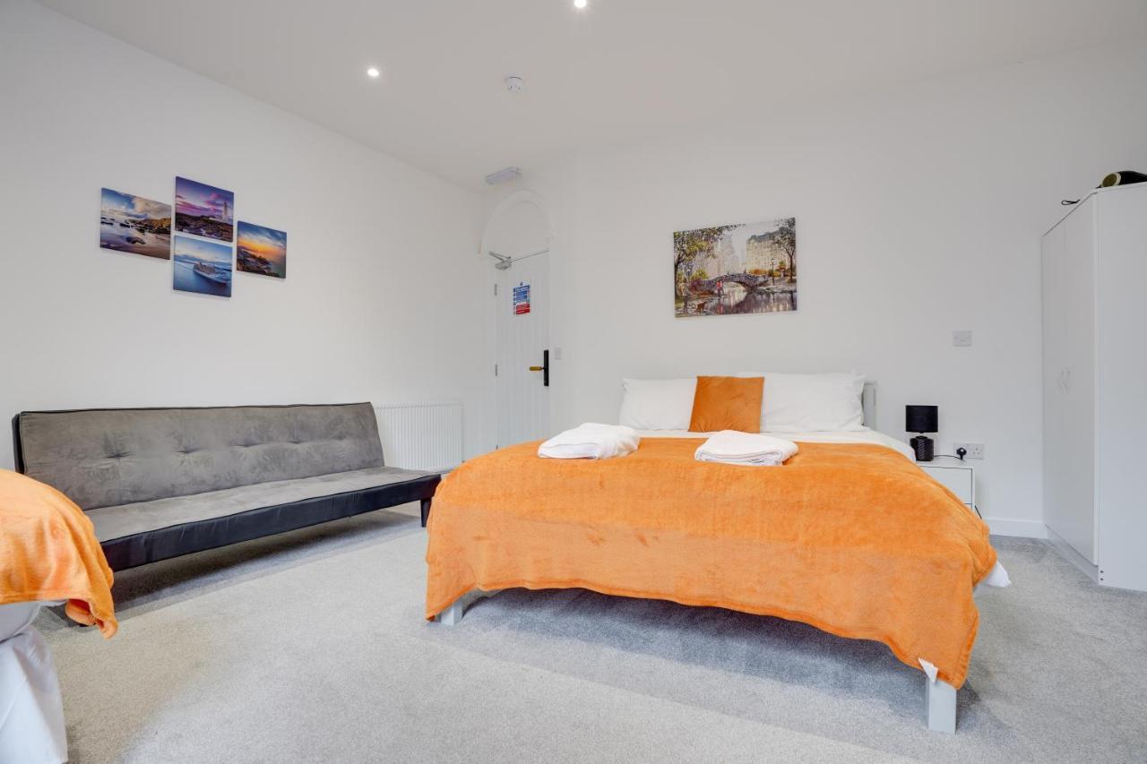 Homesly Guest Rooms, Comfortable En-Suite Guest Rooms With Free Parking And Self Check-In 버윅어폰트위드 외부 사진