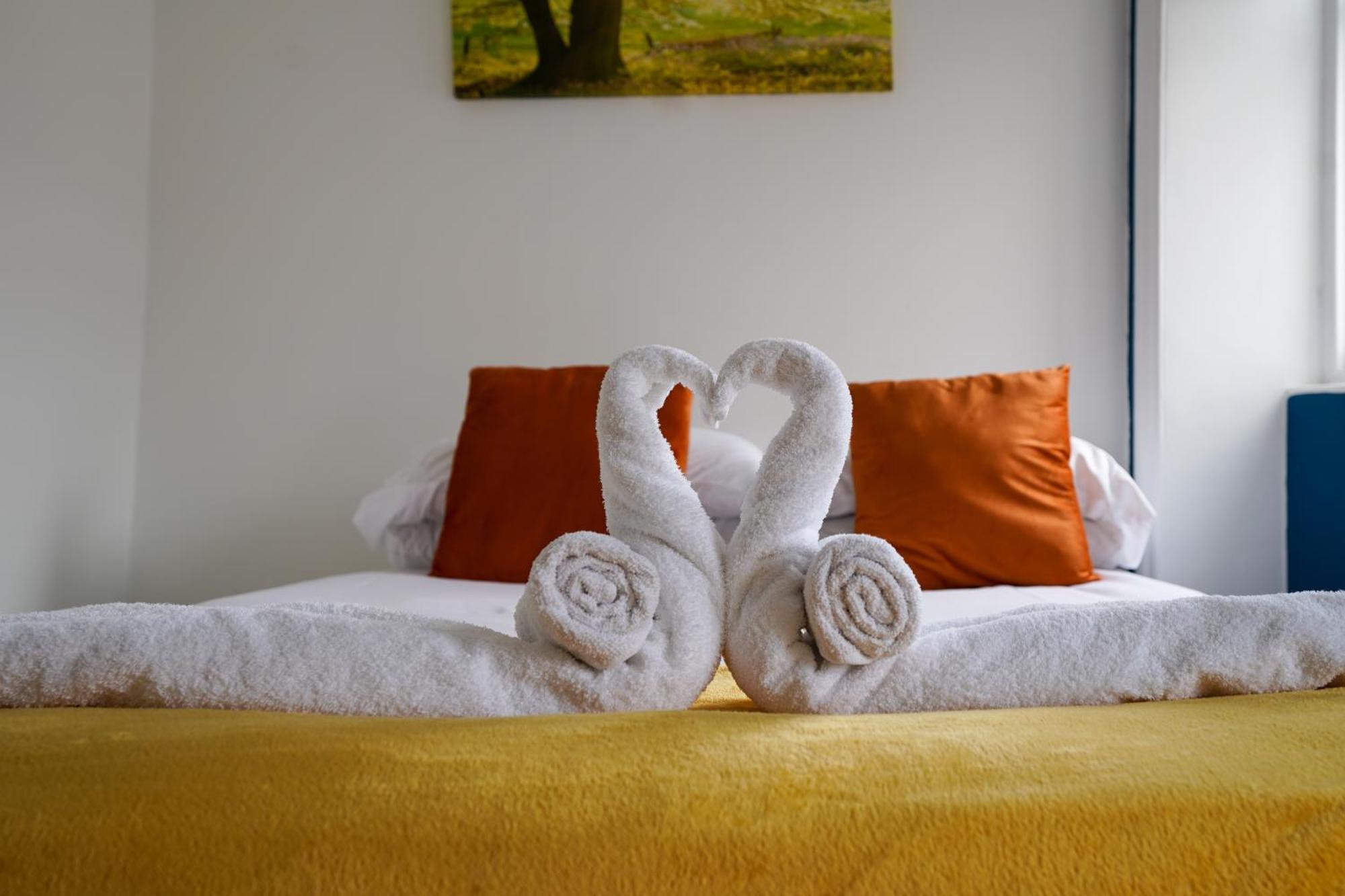 Homesly Guest Rooms, Comfortable En-Suite Guest Rooms With Free Parking And Self Check-In 버윅어폰트위드 외부 사진